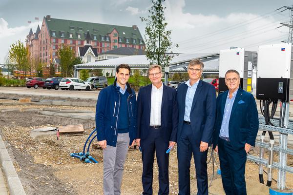 Thomas Mack, Klaus Preiser (badenovaWÄRMEPLUS), Dr. Thorsten Radensleben (badenova) und Dr.-Ing. h.c. Roland Mack 