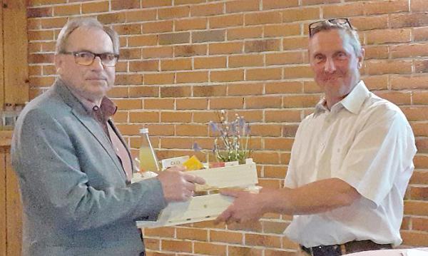 Bezirksobstbauverein Ortenau befasste sich mit dem Thema Biodiversität.
Alfred Kasper (links) und Markus Beathalter.

Foto: Landratsamt Ortenaukreis