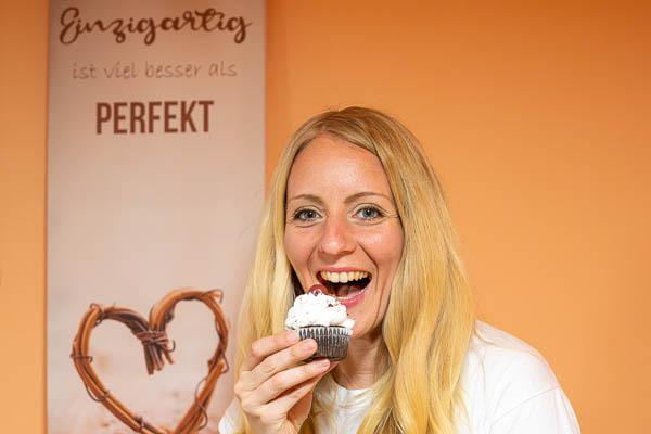 Christine Ludins himmlische Cupcakes sind voll im Trend

Foto: Jens Glade / Internetzeitung REGIOTRENDS
