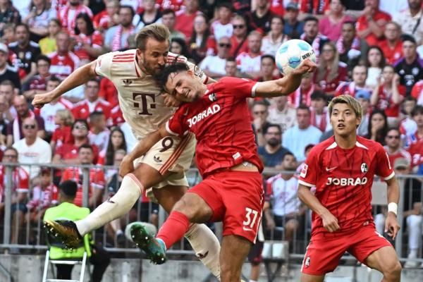 SC Freiburg ohne Spielglück beim FC Bayern München

Elfmeter gegend en SC Freiburg: Handspiel! 

Bild: Stephan Eckenfels