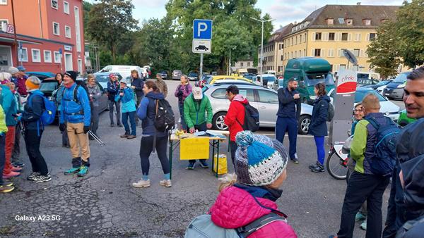 Blick auf die Veranstaltung am Start.

Bild: Matthias Reinbold  