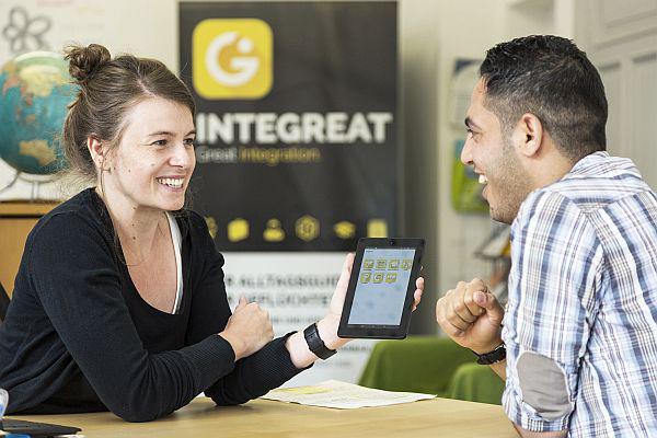 Integreat-App jetzt auch in Freiburg.

Foto: Stadt Freiburg - Tür an Tür/Digitalfabrik gGmbH/Integreat