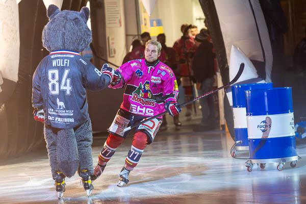 7:3-Erfolg des EHC Freiburg gegen den ESV Kaufbeuren

Foto: Jens Glade / Internetzeitung REGIOTRENDS