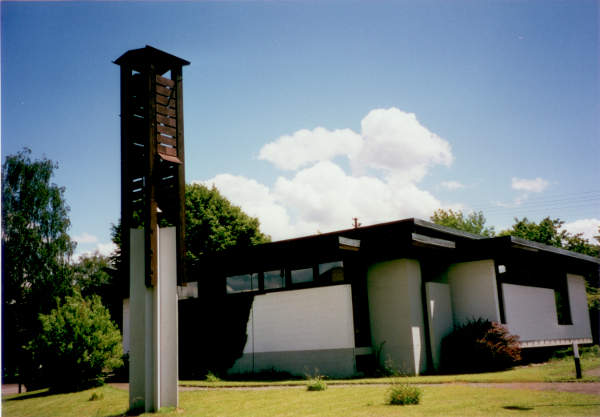 Kirche in EM_Kollmarsreute in der Grundackerstr.