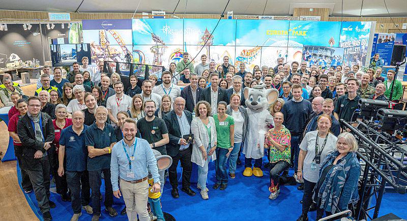 Erfolgreiche "Science Days" im Europa-Park.
Am Donnerstag luden der Europa-Park und die Science & Technologie gGmbH erstmals zu einem gemeinsamen Get-Together mit den Ausstellern ein.

Foto: Europa-Park 