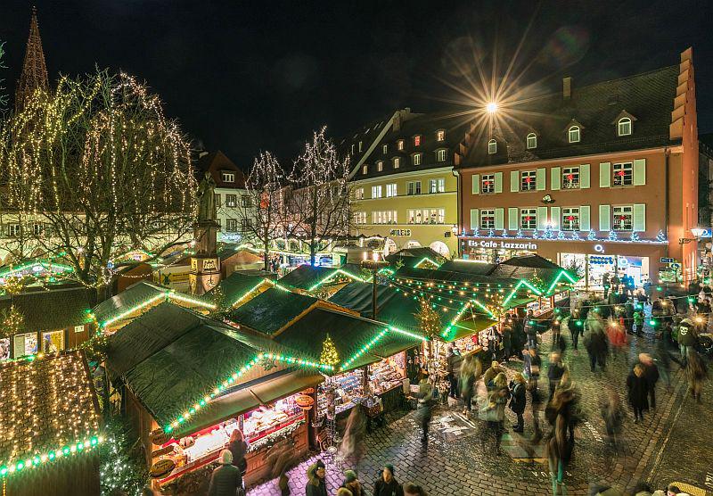 21. November bis 23. Dezember 2024: 51. Weihnachtsmarkt Freiburg.

Foto: Freiburg Wirtschaft Touristik und Messe GmbH - Spiegelhalter 