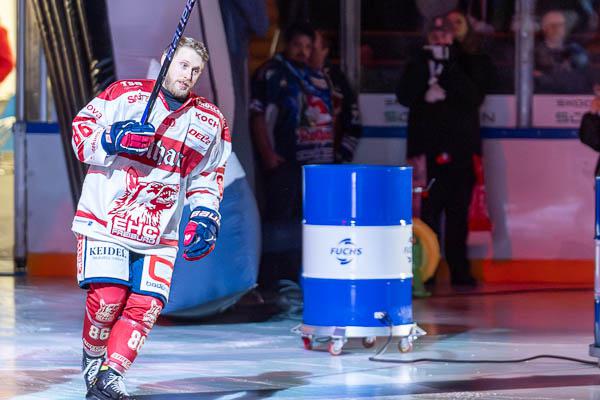 EHC Freiburg verliert Jubiläumsspiel vor 3238 Zuschauern in der Overtime mit 2:3

Foto: Jens Glade / Internetzeitung REGIOTRENDS