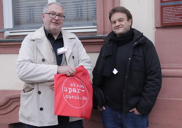 Freuen sich auf Beratungen: V.l. Achim Appel und Sascha Dühmke.

Foto: Walz