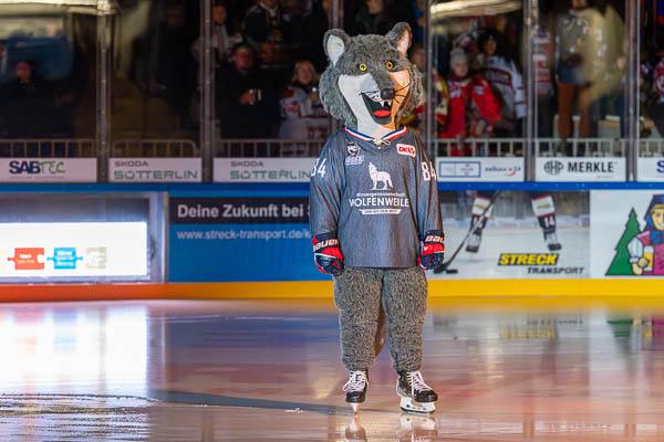 EHC Freiburg unterliegt dem EV Landshut in der Verlängerung mit 1:2

Foto: Jens Glade / Internetzeitung REGIOTRENDS