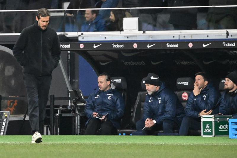 Der Sport-Club hat zum Abschluss der Hinrunde 1:4 (1:1) bei Eintracht Frankfurt verloren

Bedient: Trainer Schuster

Bild: Stephan Eckenfels