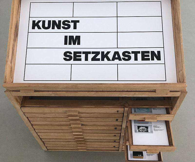 Ab 23. März 2025: "Kunst im Setzkasten" in Lahr.
Jede Schublade birgt 15 Miniatur-Kunstwerke.

Foto: Stadt Lahr - Axel Zwach