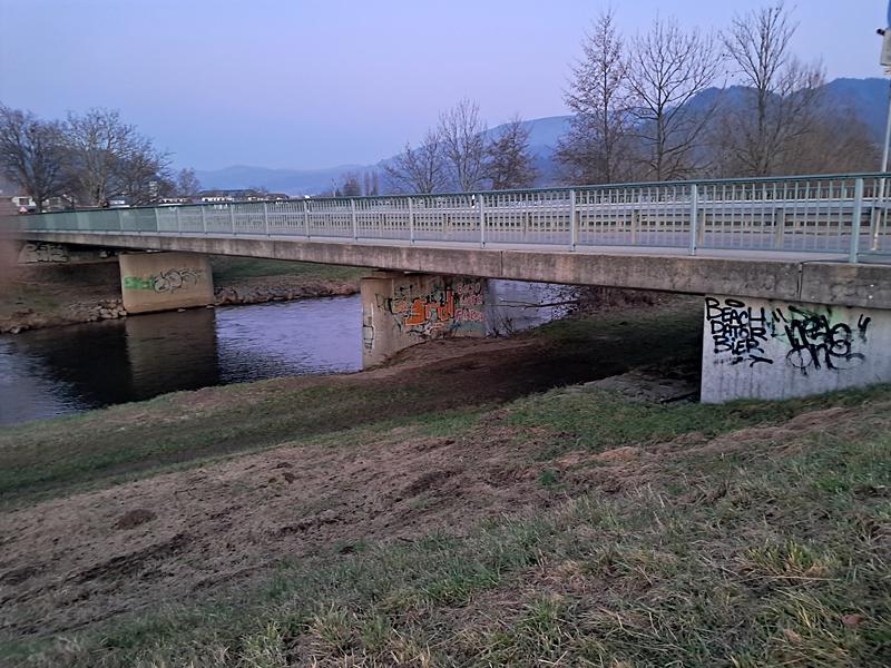 Brücke über die Elz bei Buchholz, Kreis Emmendingen


Bild: FSRM